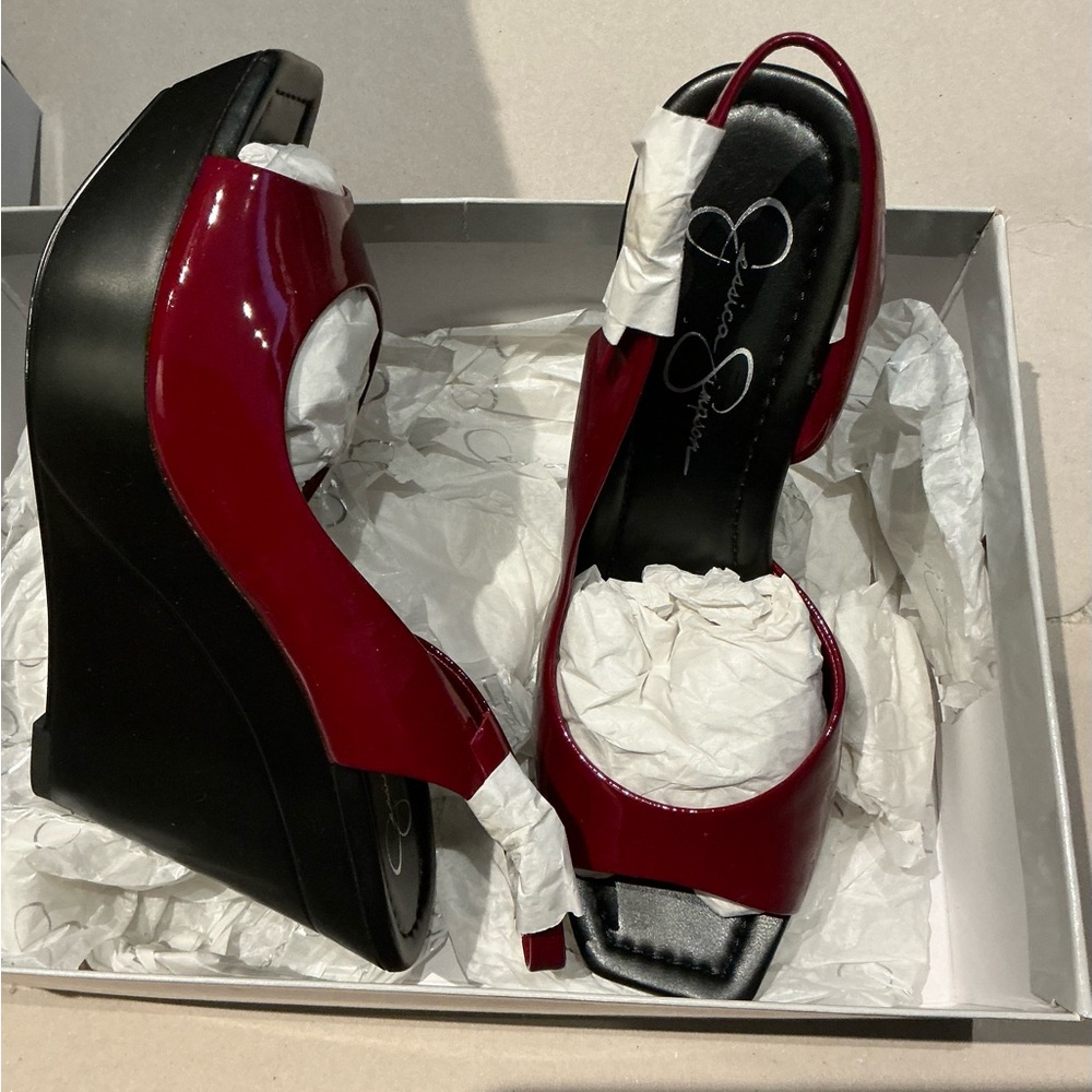 NIB - Jessica Simpson Red and Black Wedge Sandals, Size 7